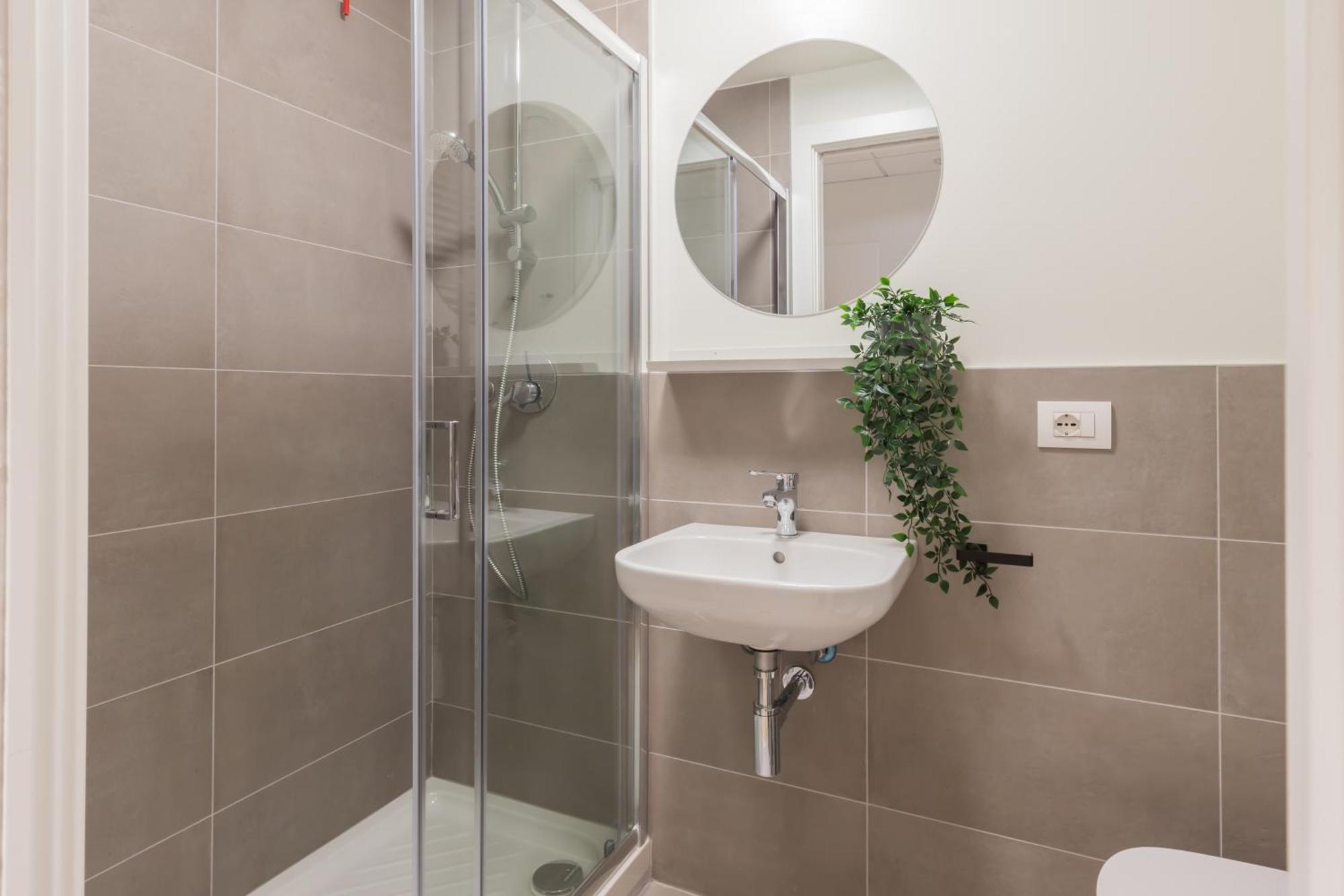 Well-Located Campus Rooms Near City Park Milano Eksteriør bilde