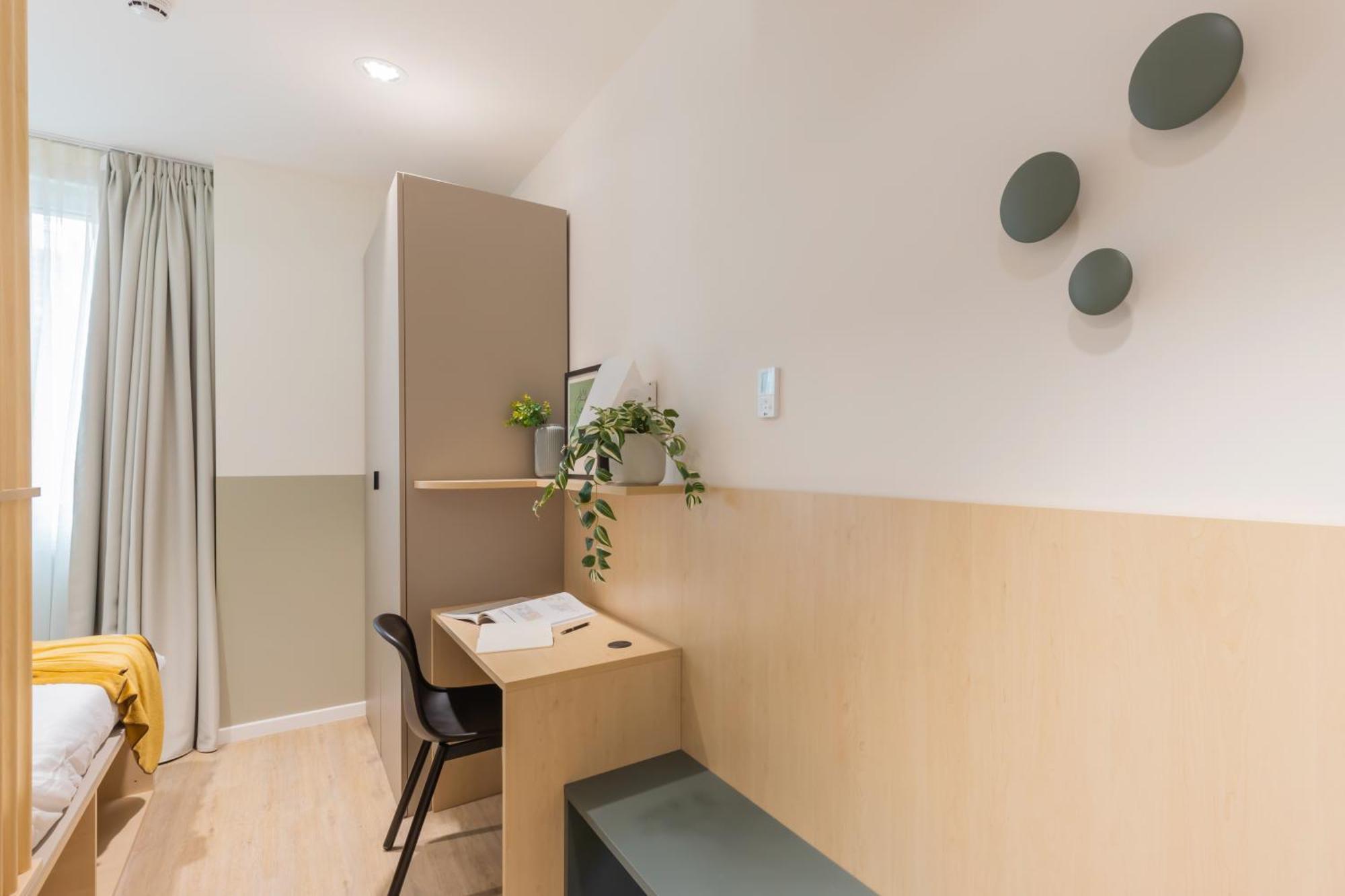 Well-Located Campus Rooms Near City Park Milano Eksteriør bilde