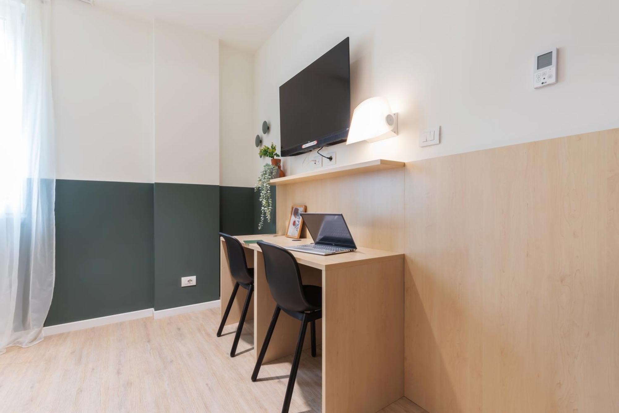 Well-Located Campus Rooms Near City Park Milano Eksteriør bilde